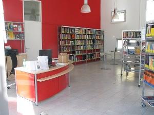 Bibliothek Kaltenleutgeben innen